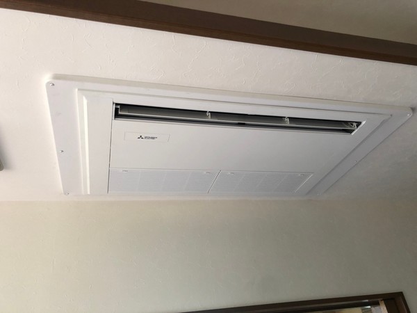 京都市東山区　業務用エアコン更新工事　（住宅）