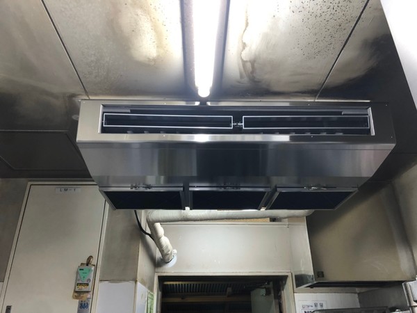 京都市南区　業務用エアコン　入れ替え工事　（飲食店様）のサムネイル