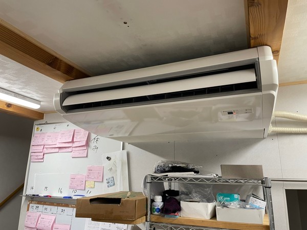 京都市西京区　エアコン工事（店舗様）