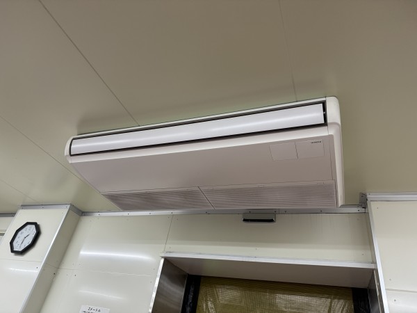 兵庫県神戸市　エアコン洗浄（工場）のサムネイル