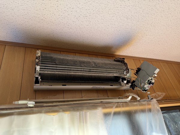 京都市左京区　エアコン修理（ご自宅）のサムネイル